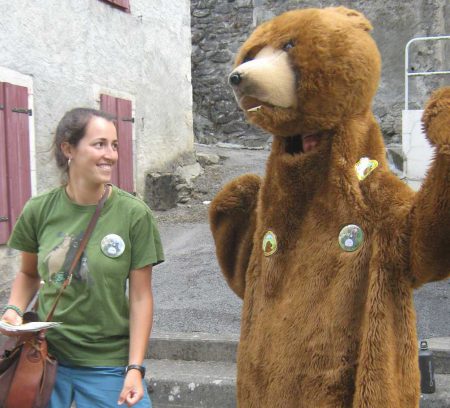 Aurélia, encadrante Parole d'ours © Thérèse Domzig